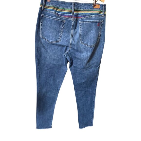 Seven7 size 12 High Rise Hollywood skinny raw hem. Embroidered. - Picture 2 of 10